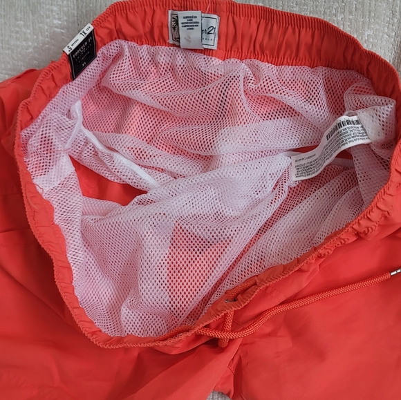 New Forever 21 Coral Board Swim Shorts (XL) - Picture 5 of 16